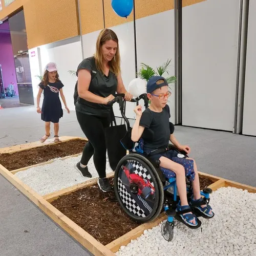 integra26_Rollstuhl-Parcours_Quelle Messe Wels.jpg